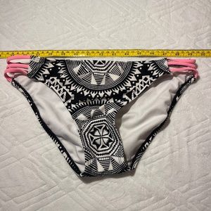 Xhilaration hipster bikini bottoms